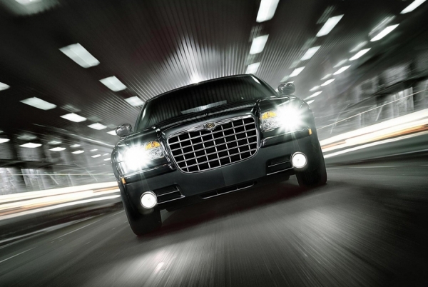 Photograph Nigel Harniman Chrysler 300c on One Eyeland